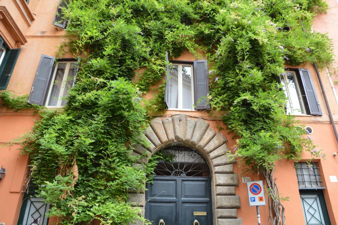 Historic Center - Elegant Apartment With Charming Antiques - Raffaello Inn โรม ภายนอก รูปภาพ